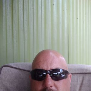 Meet your Posher, Buster